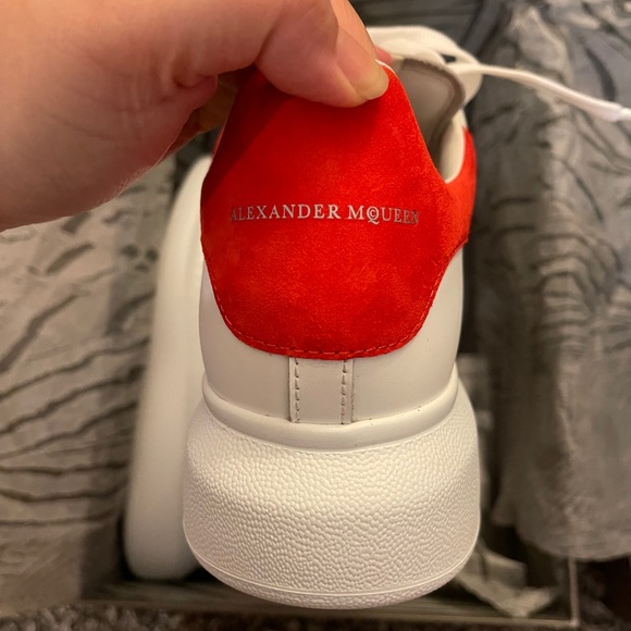 Alexander McQueen Sneakers - Picture 5 of 5
